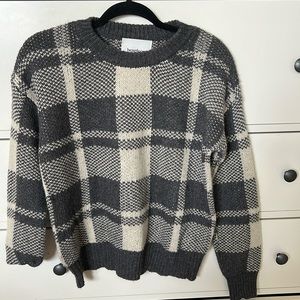 Heartloom plaid sweater